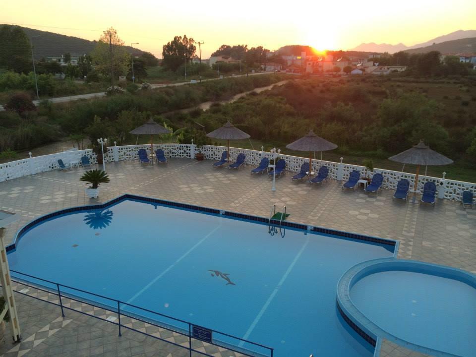 Gogas Palace Apart otel Ammoudia Dış mekan fotoğraf