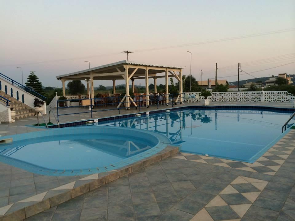 Gogas Palace Apart otel Ammoudia Dış mekan fotoğraf